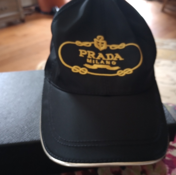 Prada Milano Nylon Baseball Cap. Brand New w/tag Box and dust cover included.Uni - Picture 1 of 4